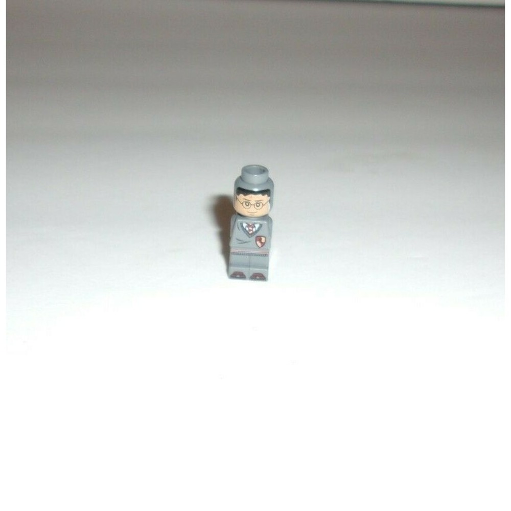 Lego Harry Potter Hogwarts Mini Fig 3862 Replacement Piece Part Gray Microfig